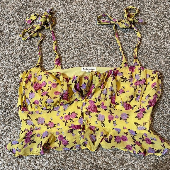 FOR LOVE & LEMONS Beaumont Top in Yellow Floral Size Small - Picture 4 of 10